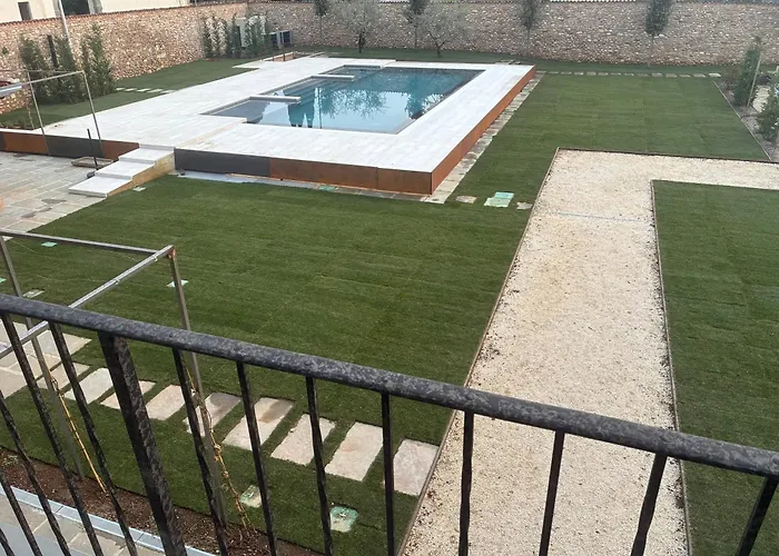 Dimora Rosaspina Eden E Platinum منزل للإقامة *